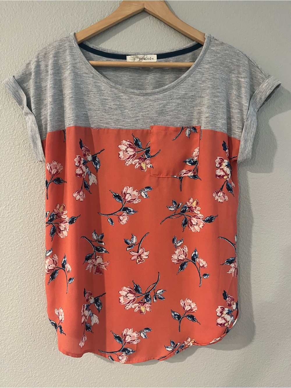 Rewind Orange & Gray Floral Colorblock Short Sleeve Blouse
